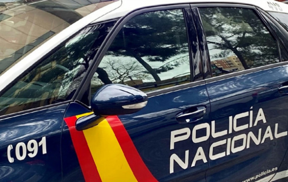 Una mujer fallece en plena calle en Zaragoza y un hombre es detenido