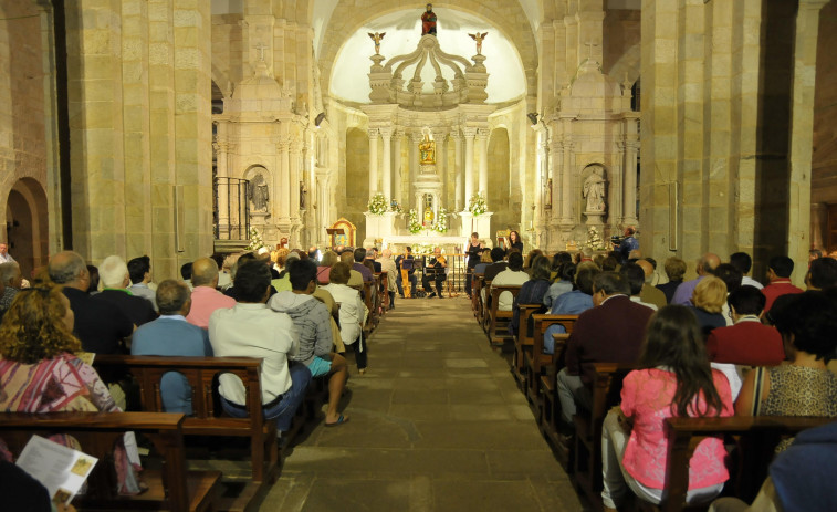 Meis insta al Arzobispado a que la iglesia del monasterio de A Armenteira se abra de nuevo al público