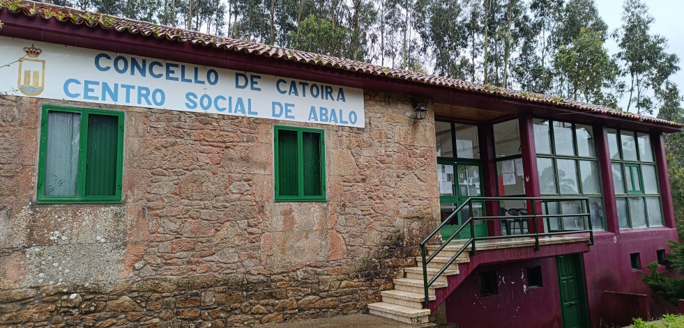 Catoira destina 63.000 euros del +Provincia a reformar el “deficiente” centro social de Abalo