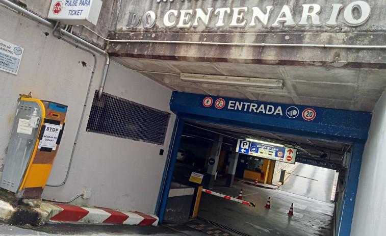 Valoran en casi 900.000 euros la reparación de deficiencias en el aparcamiento del Centenario, en Ribeira