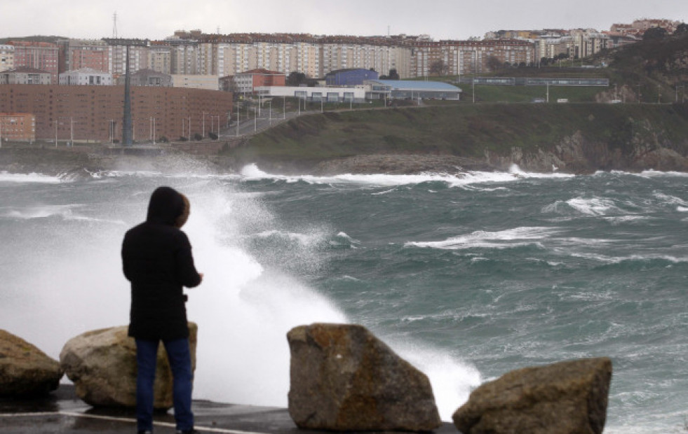 Parte de la costa gallega estará en aviso este sábado por temporal