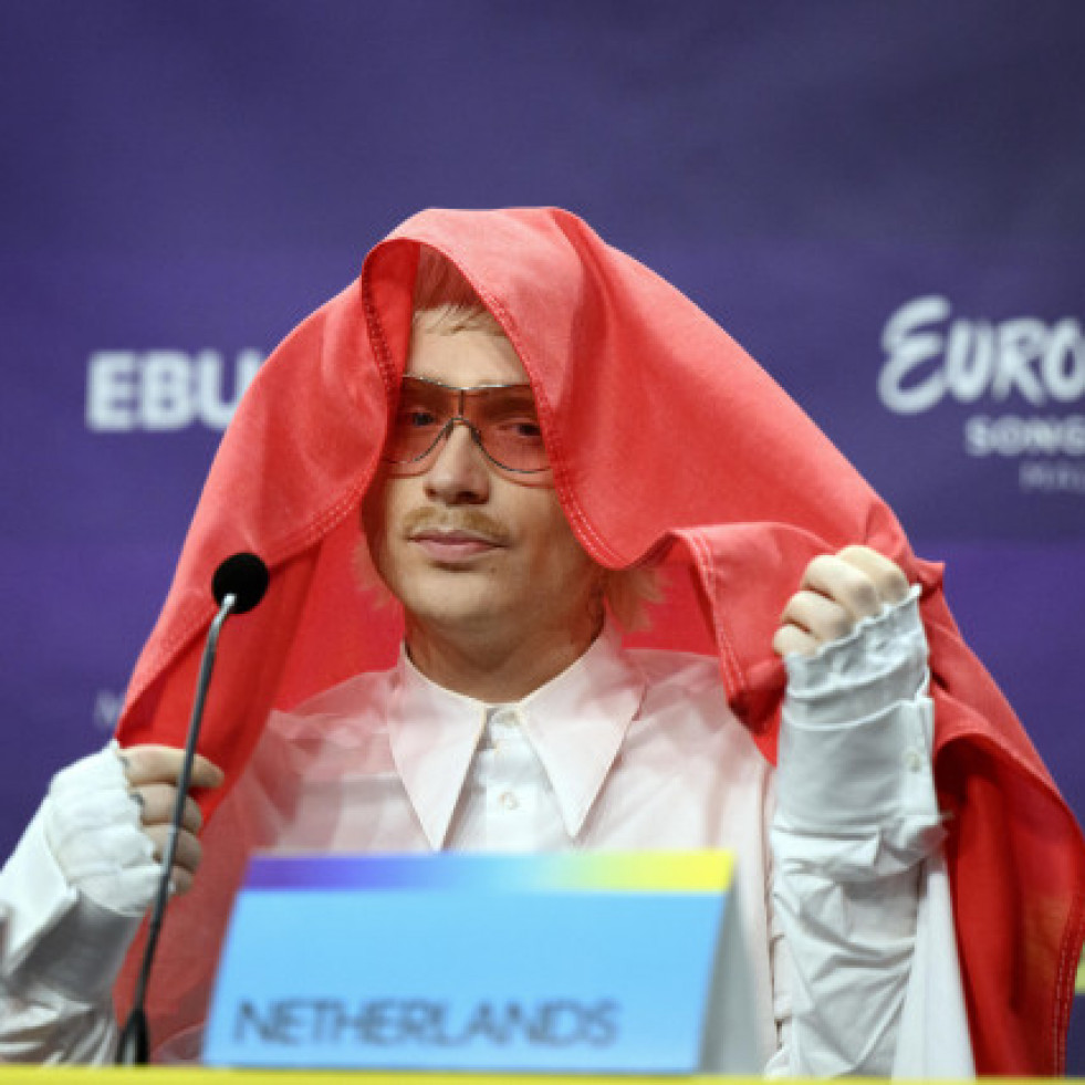 Eurovisión descalifica a Países Bajos por un 